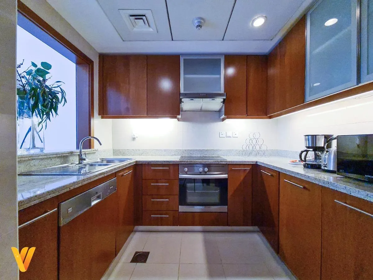 Cozy Urban Oasis 1Bedroom Apt At Standpoint Tower Dubai