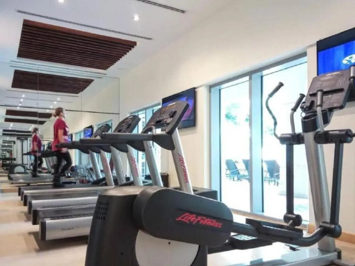Cozy Urban Oasis 1Bedroom Apt At Standpoint Tower Dubai Apartment